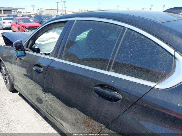 3MW5R1J09M8C21377 BMW 330I