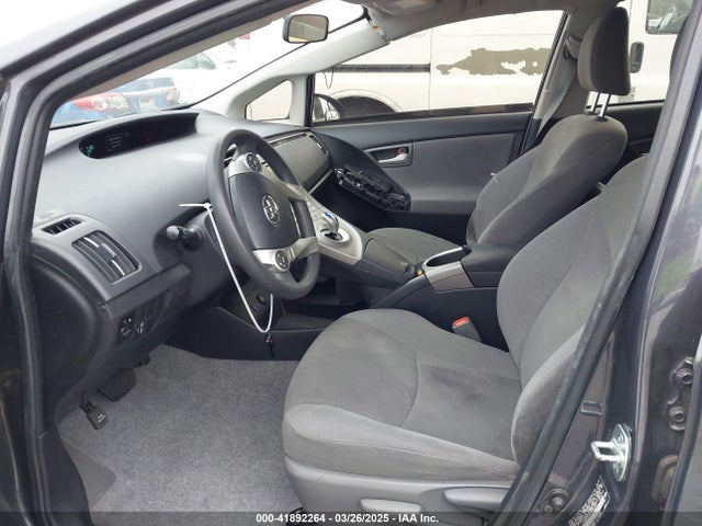 Toyota Prius Two 2015 JTDKN3DU8F0476353 Image 5