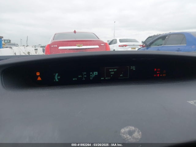 Toyota Prius Two 2015 JTDKN3DU8F0476353 Image 7