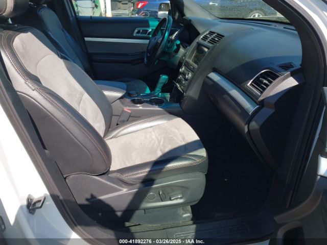 1FM5K8D85HGB48819 Ford EXPLORER XLT