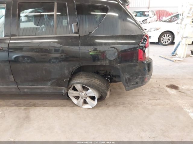 1C4NJDEB6HD191741 Jeep Compass Latitude 4x4