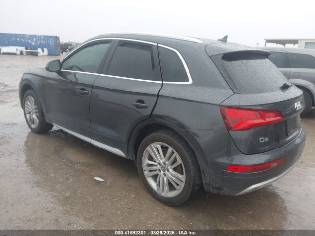 WA1BNAFYXK2045638 Audi Q5 45 Premium
