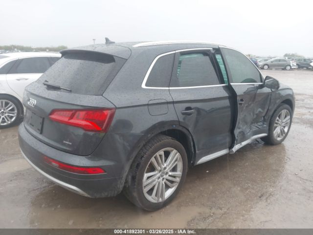 WA1BNAFYXK2045638 Audi Q5 45 Premium