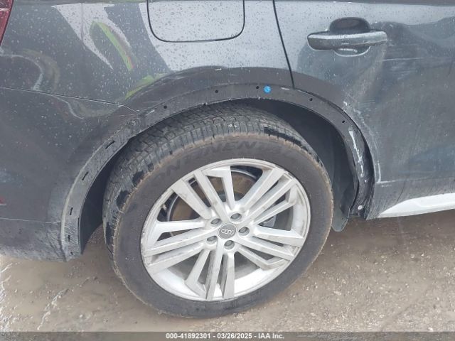 WA1BNAFYXK2045638 Audi Q5 45 Premium
