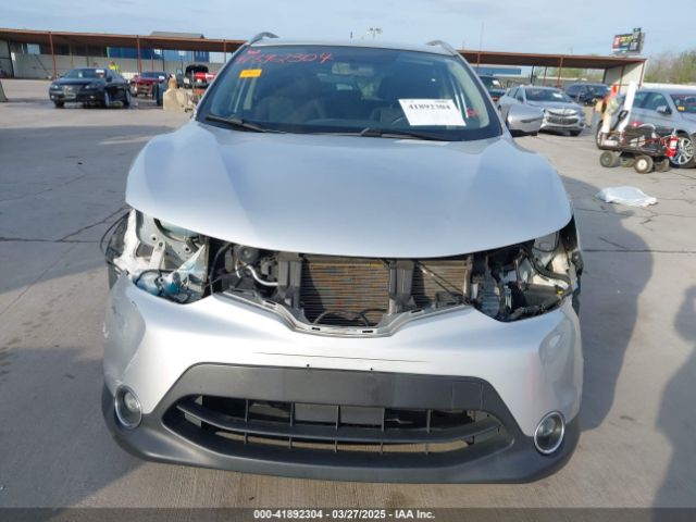 JN1BJ1CP5HW030515 Nissan Rogue Sport Sv