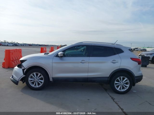 JN1BJ1CP5HW030515 Nissan Rogue Sport Sv