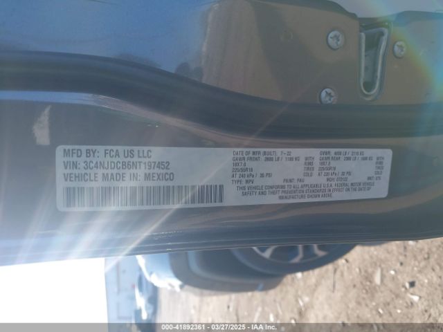 3C4NJDCB6NT197452 Jeep Compass Limited 4x4