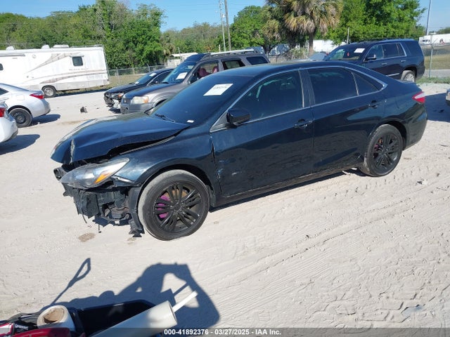 Toyota CAMRY SE 2017 4T1BF1FK7HU785588 Image 2