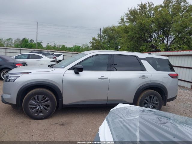 5N1DR3AA7PC264417 Nissan Pathfinder S Fwd