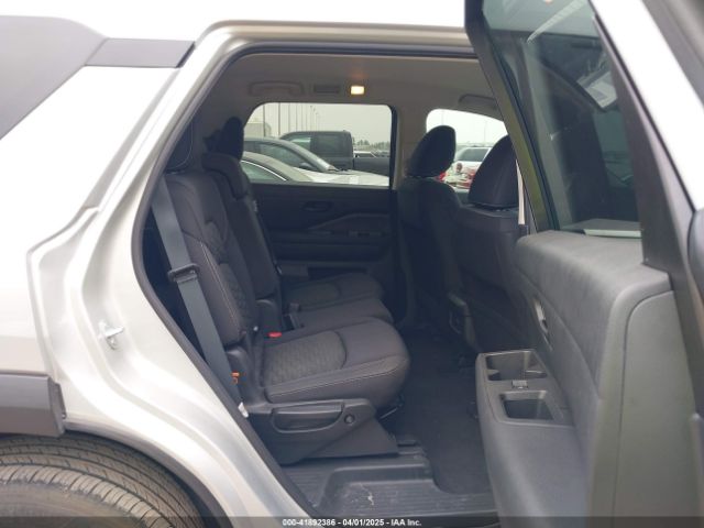5N1DR3AA7PC264417 Nissan Pathfinder S Fwd