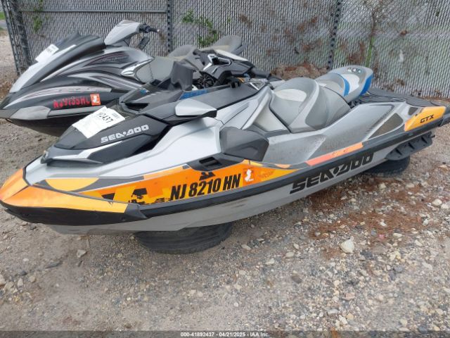 2020 SEADOO SEADOO GTX YDV47343B020 Photo 1