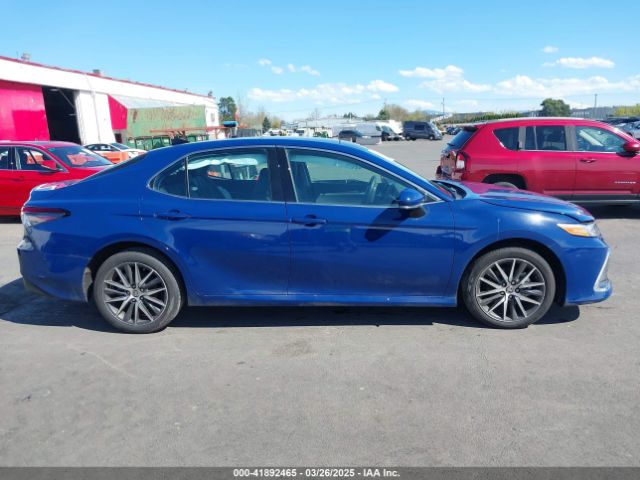 4T1F11BK2RU110173 Toyota CAMRY XLE