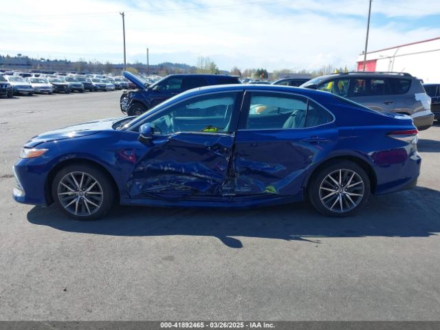 4T1F11BK2RU110173 Toyota CAMRY XLE