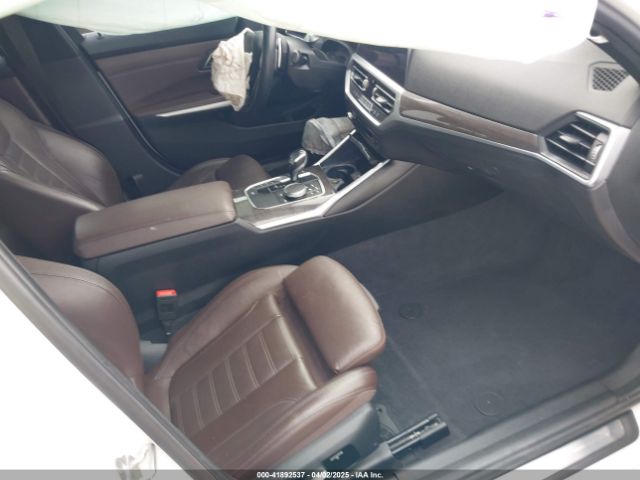 WBA5R1C02LFH42964 BMW 330I