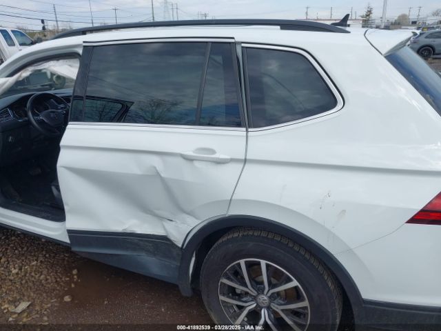 3VV2B7AX7KM125053 Volkswagen Tiguan 2.0t Se/2.0t Sel/2.0t Sel R-line/2.0t Sel R-line Black