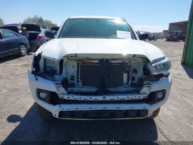 5TFRX5GN9HX093461 Toyota Tacoma Sr