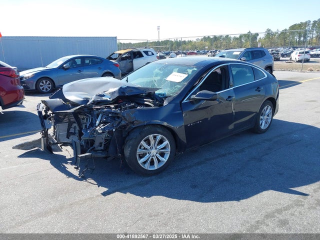 1G1ZD5ST1NF128891 Chevrolet Malibu Fwd Lt