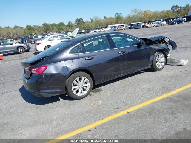 1G1ZD5ST1NF128891 Chevrolet Malibu Fwd Lt