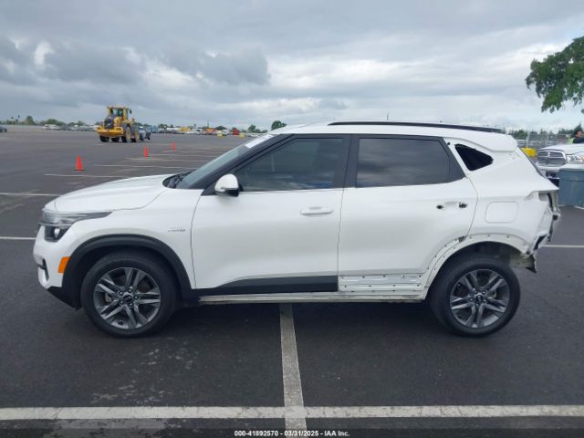 KNDEUCAA1M7166138 KIA SELTOS S