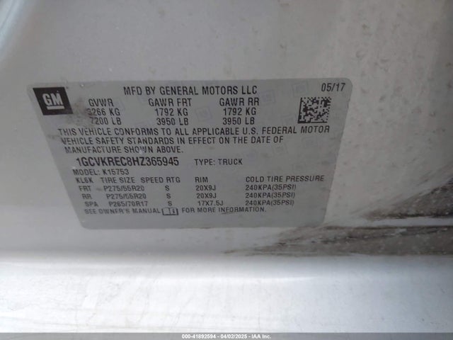 1GCVKREC8HZ365945 Chevrolet Silverado 1500 2lt