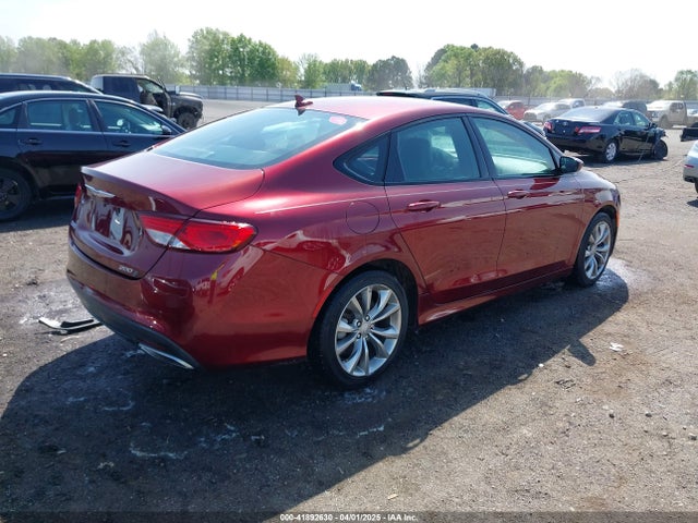 Chrysler 200 S 2015 1C3CCCBG8FN518938 Image 4