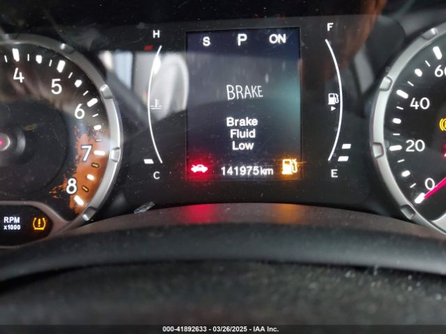 ZACCJABB5JPJ07925 Jeep Renegade Altitude Fwd