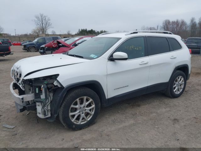 1C4PJMLBXJD598592 Jeep Cherokee Latitude Plus 4x4