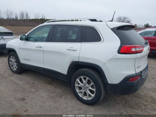 1C4PJMLBXJD598592 Jeep Cherokee Latitude Plus 4x4