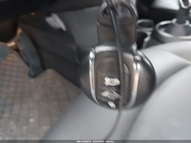 2021 MINI HARDTOP WMWXR3C09M2N45834 Photo 10