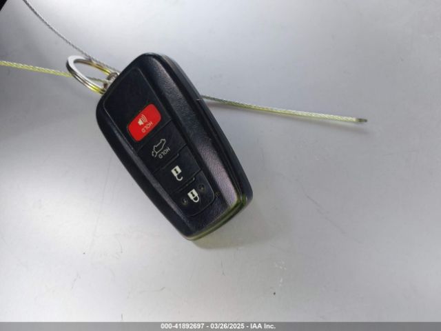 2T3W1RFV3NC181386 Toyota Rav4 Xle