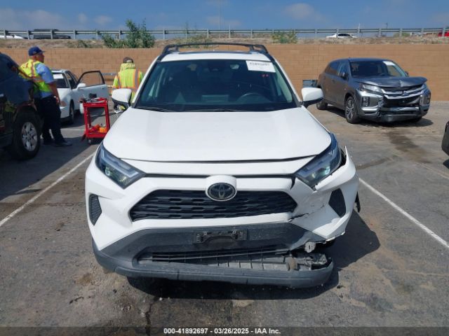 2T3W1RFV3NC181386 Toyota Rav4 Xle