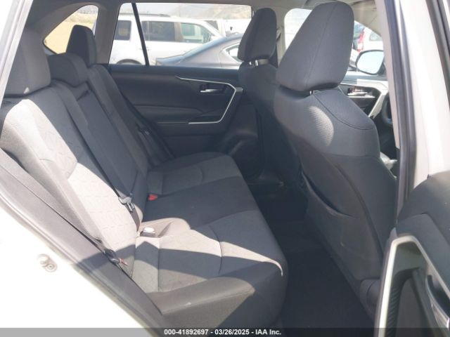 2T3W1RFV3NC181386 Toyota Rav4 Xle