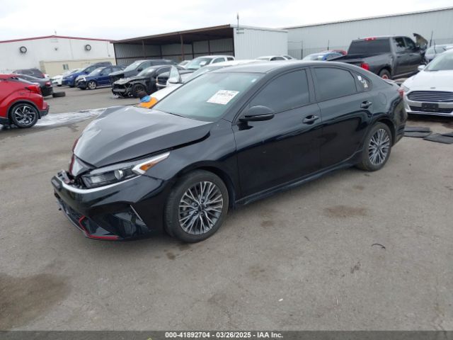 3KPF54AD2PE602923 KIA Forte Gt-line