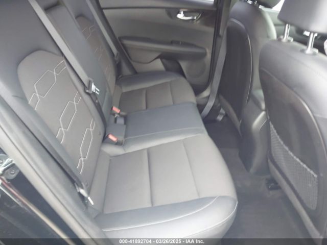 3KPF54AD2PE602923 KIA Forte Gt-line