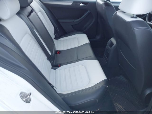 3VWB17AJ6GM405225 Volkswagen Jetta 1.8t Sport