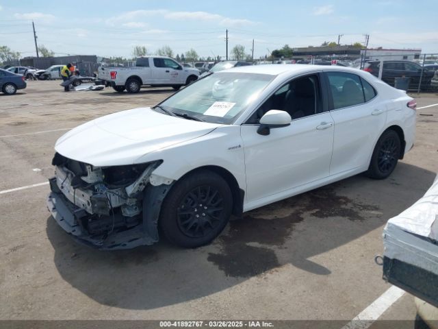 4T1B31HK3JU505807 Toyota Camry Hybrid Le