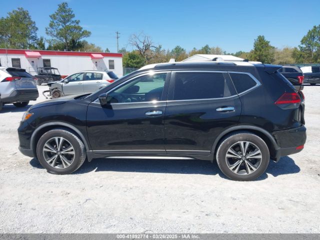 JN8AT2MT9KW268688 Nissan ROGUE SV