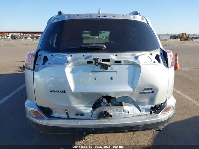 JTMRJREVXGD041235 Toyota Rav4 Hybrid Xle
