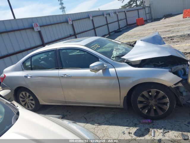 1HGCR3F92FA017199 Honda Accord Touring