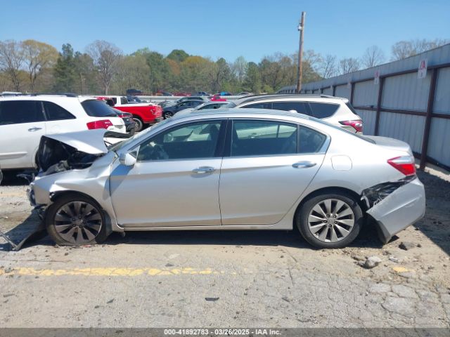 1HGCR3F92FA017199 Honda Accord Touring