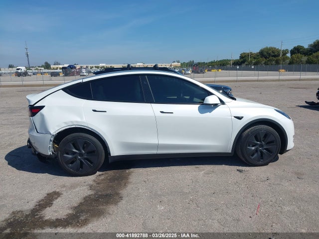 7SAYGDED9RF161420 Tesla Model Y Long Range Dual Motor All-wheel Drive/rwd