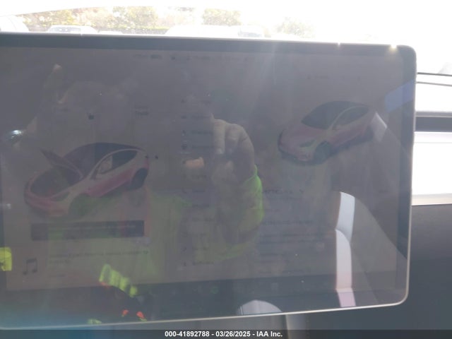 2024 TESLA MODEL Y 7SAYGDED9RF161420 Photo 6