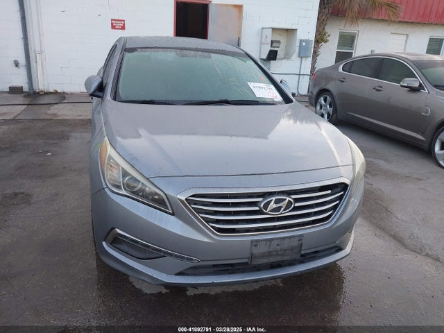 5NPE24AFXFH133533 Hyundai SONATA SE