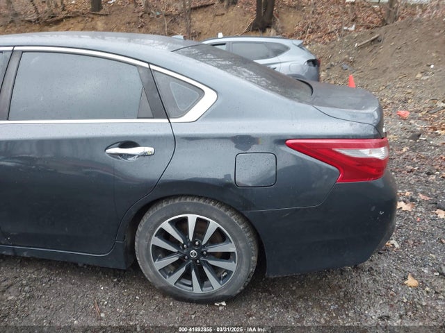 1N4AL3AP3JC205875 Nissan Altima 2.5 Sv