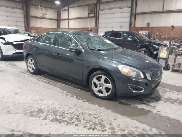 2013 VOLVO S60 YV1612FS2D2188696