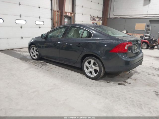 2013 VOLVO S60 YV1612FS2D2188696 Photo 2
