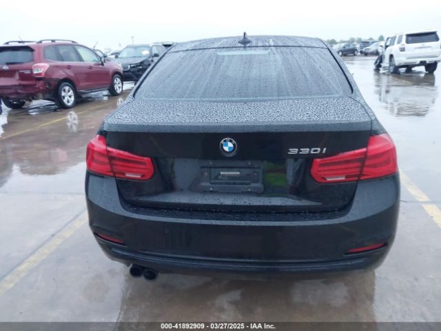 WBA8B9G31HNU52892 BMW 330I