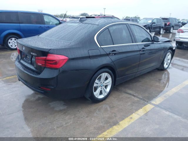 WBA8B9G31HNU52892 BMW 330I