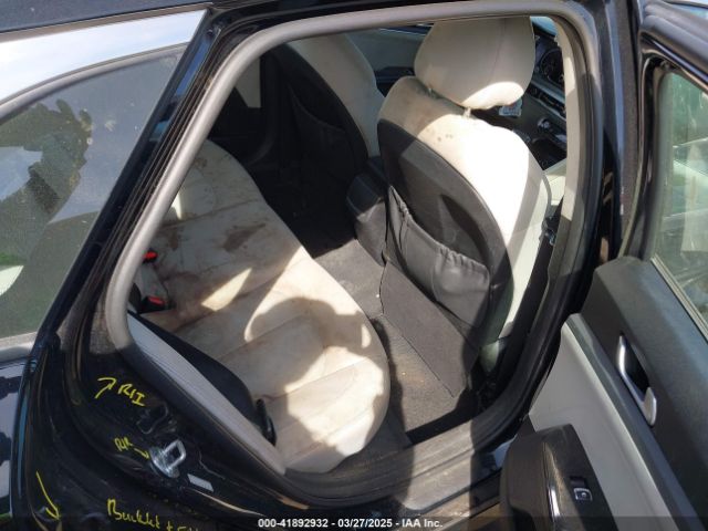 5XXG14J26MG027467 KIA K5 LXS