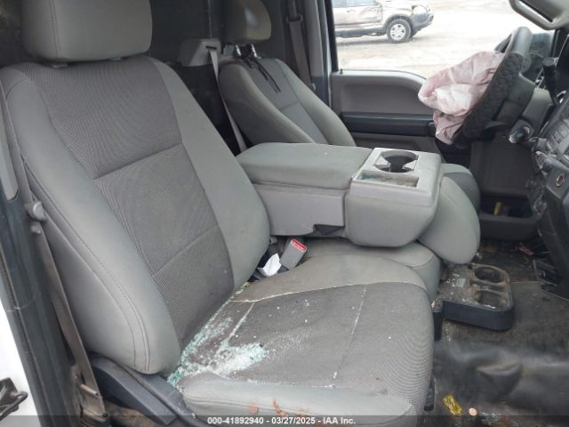 1FTMF1C8XGKF30322 Ford F-150 Xl